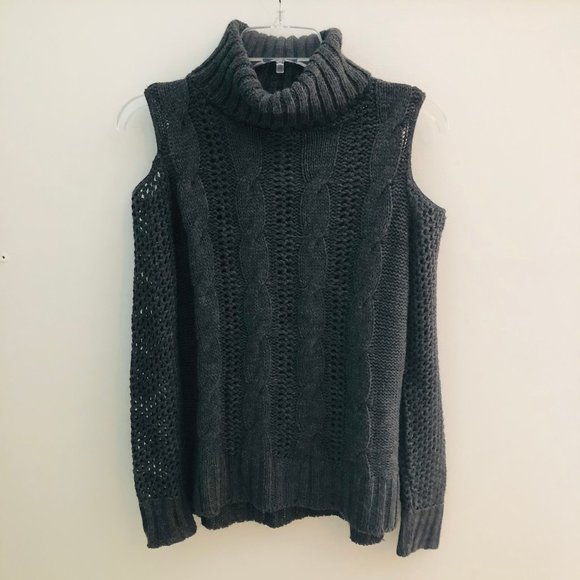 Small American Eagle Gray Turtleneck - Picture 1 of 4